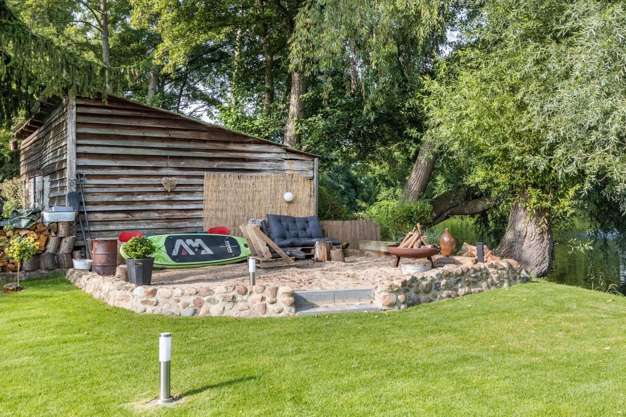 Ferienwohnung Am Parksee Bad Bodenteich Екстериор снимка